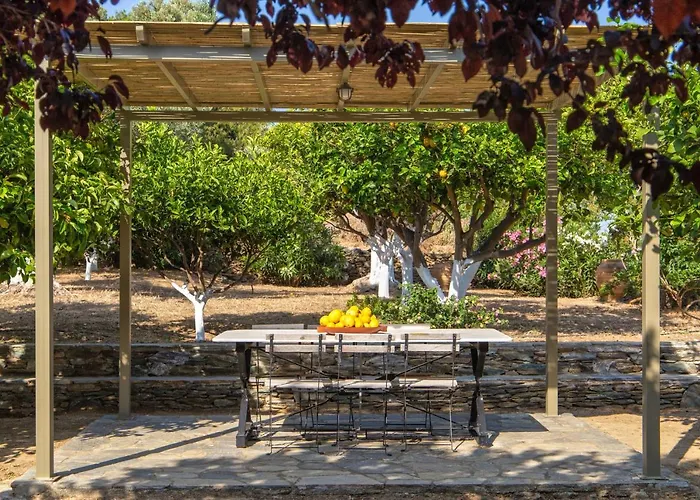 Holiday home Lemoni House Andros Town